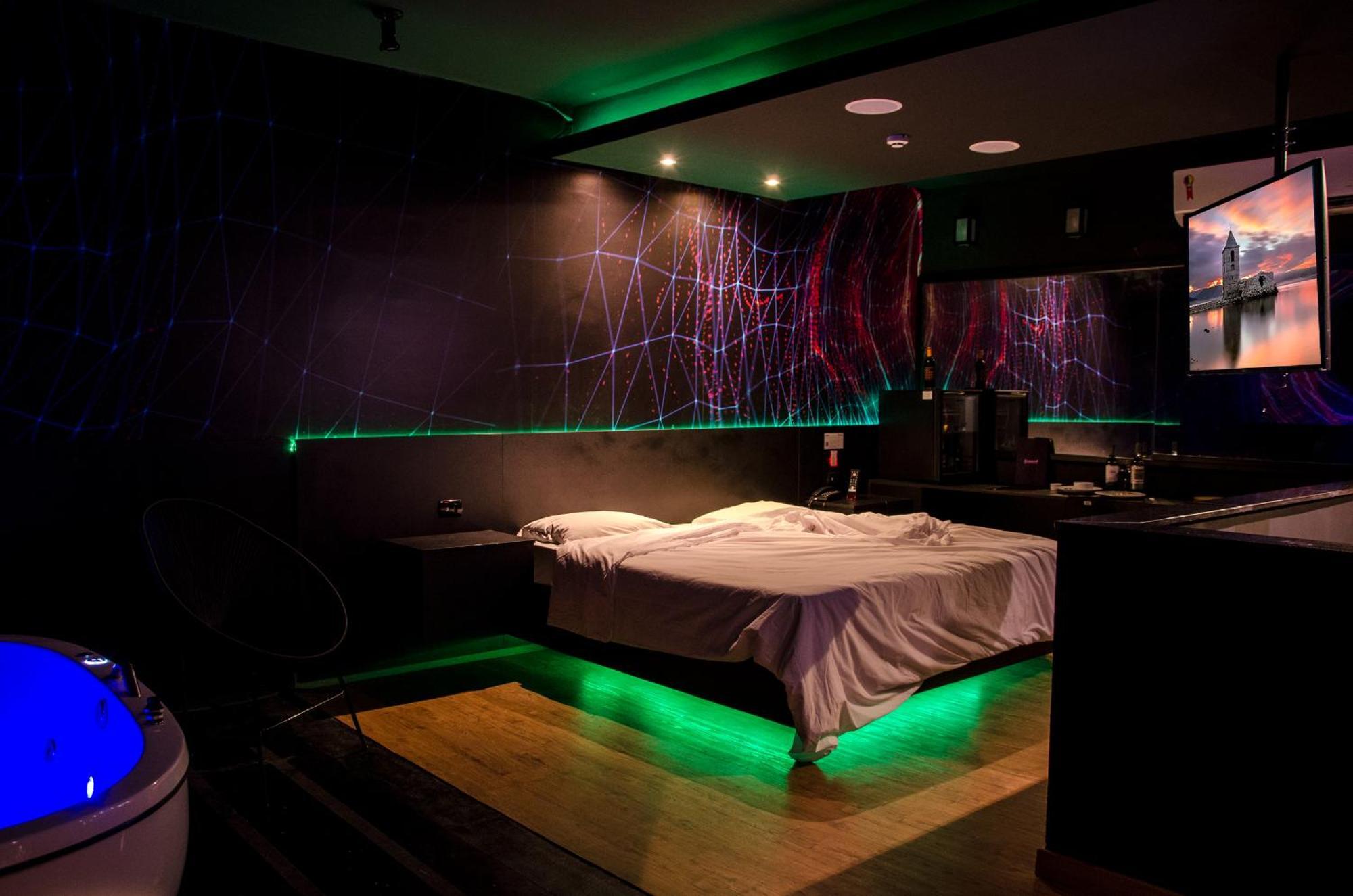 Tout Motel (Adults Only) كامبيناس المظهر الخارجي الصورة