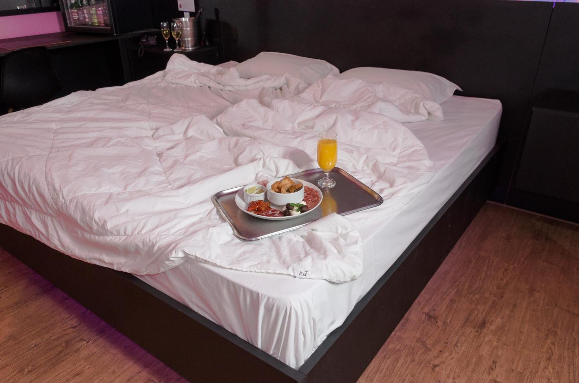 Tout Motel (Adults Only) كامبيناس المظهر الخارجي الصورة